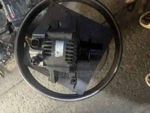 Toyota Vitz Alternator