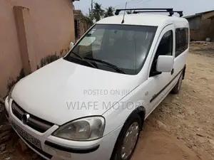 Opel Combo 2016 White