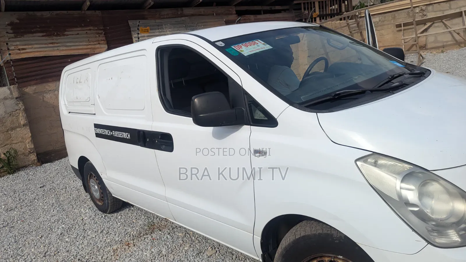 Hyundai H1 2012 White