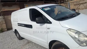 Hyundai H1 2012 White