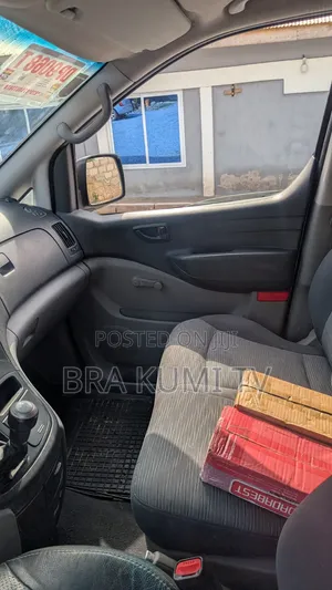 Hyundai H1 2008 White