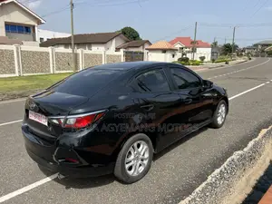 Toyota Yaris iA 1.5 FWD 2017 Black
