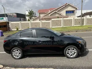 Toyota Yaris iA 1.5 FWD 2017 Black