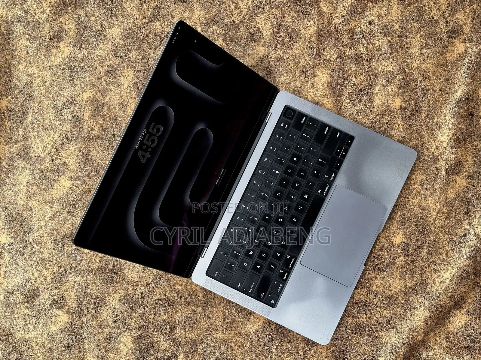 Laptop Apple MacBook Pro 2021 M1 16GB Apple M1 Pro SSD 512GB
