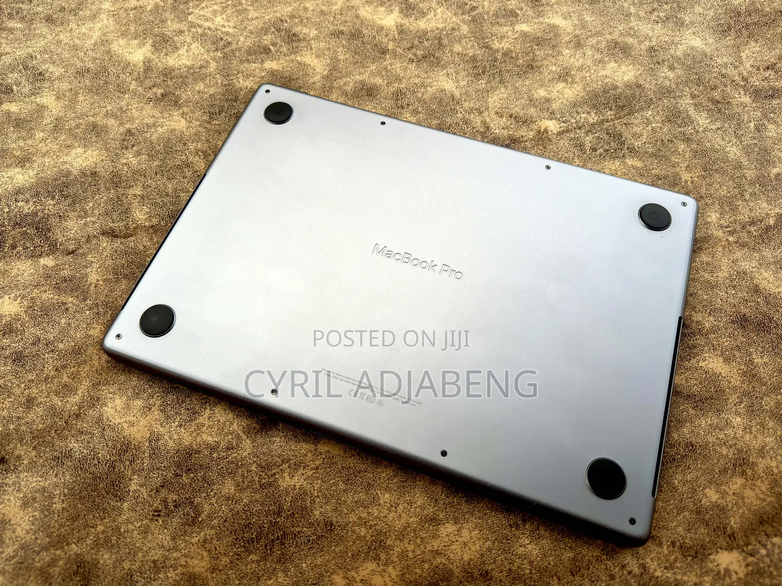 Laptop Apple MacBook Pro 2021 M1 16GB Apple M1 Pro SSD 512GB