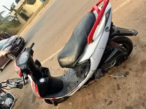 Suzuki V-Strom 2020 White