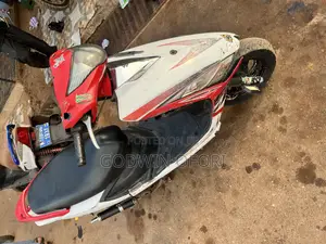 Suzuki V-Strom 2020 White