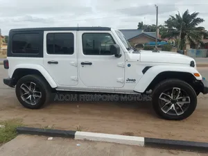 Jeep Wrangler 2024 White