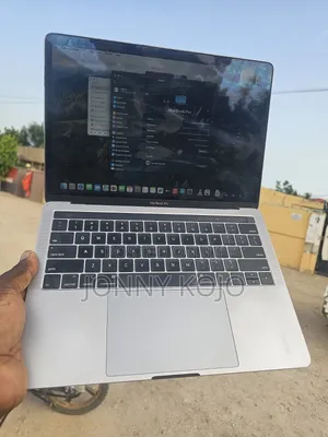 Laptop Apple MacBook Pro 2016 8GB Intel Core i5 SSD 512GB