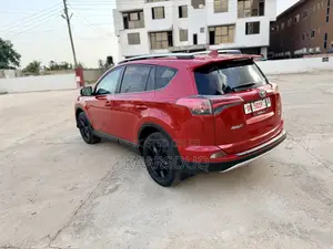 Toyota RAV4 2016 Red