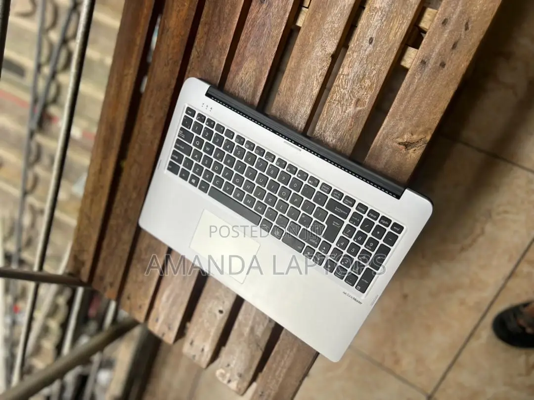 New Asus Transformer Book Flip TP550LA 8GB Intel Core i7 HDD 500GB