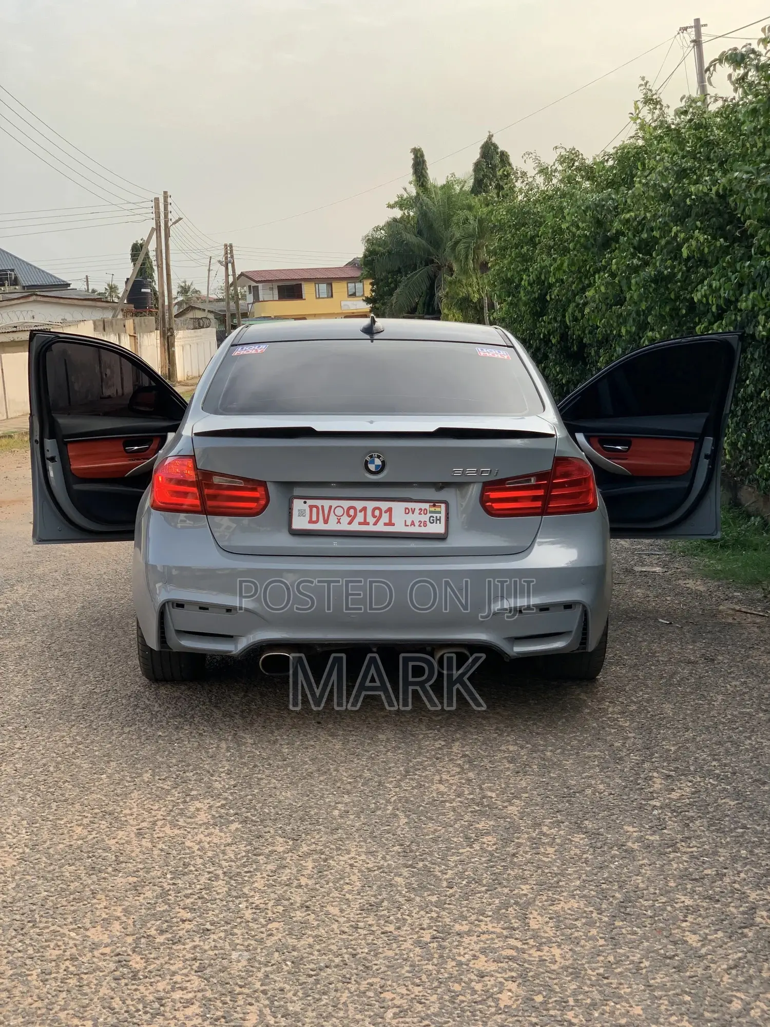 BMW 320i 2013 Gray