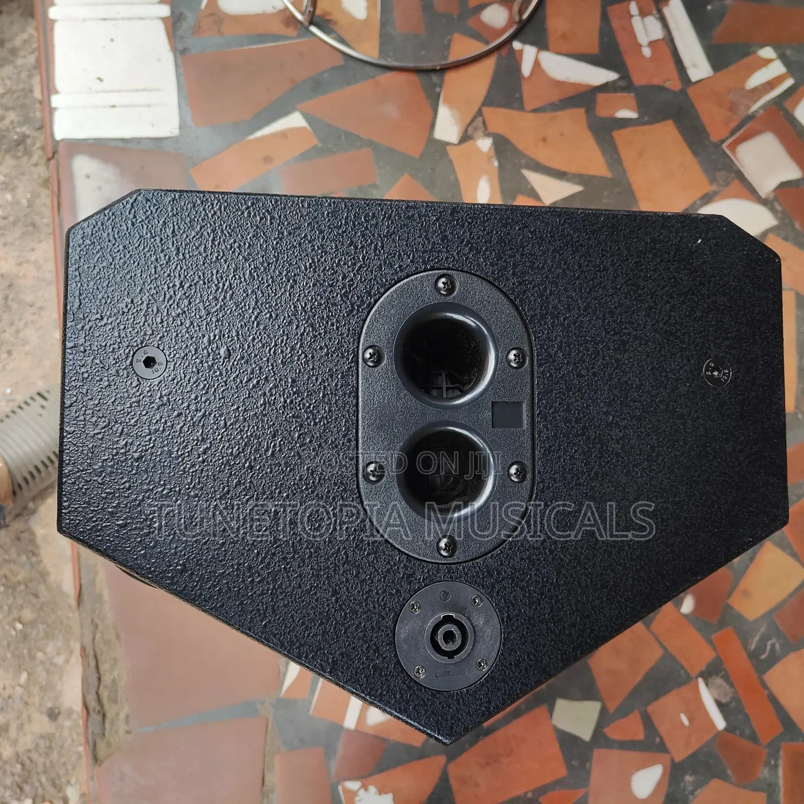 JBL Srx712m 12-Inch Two-Way Stage Monitor (2pieces)