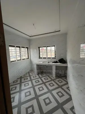 2bdrm Apartment in Lakeside for rent