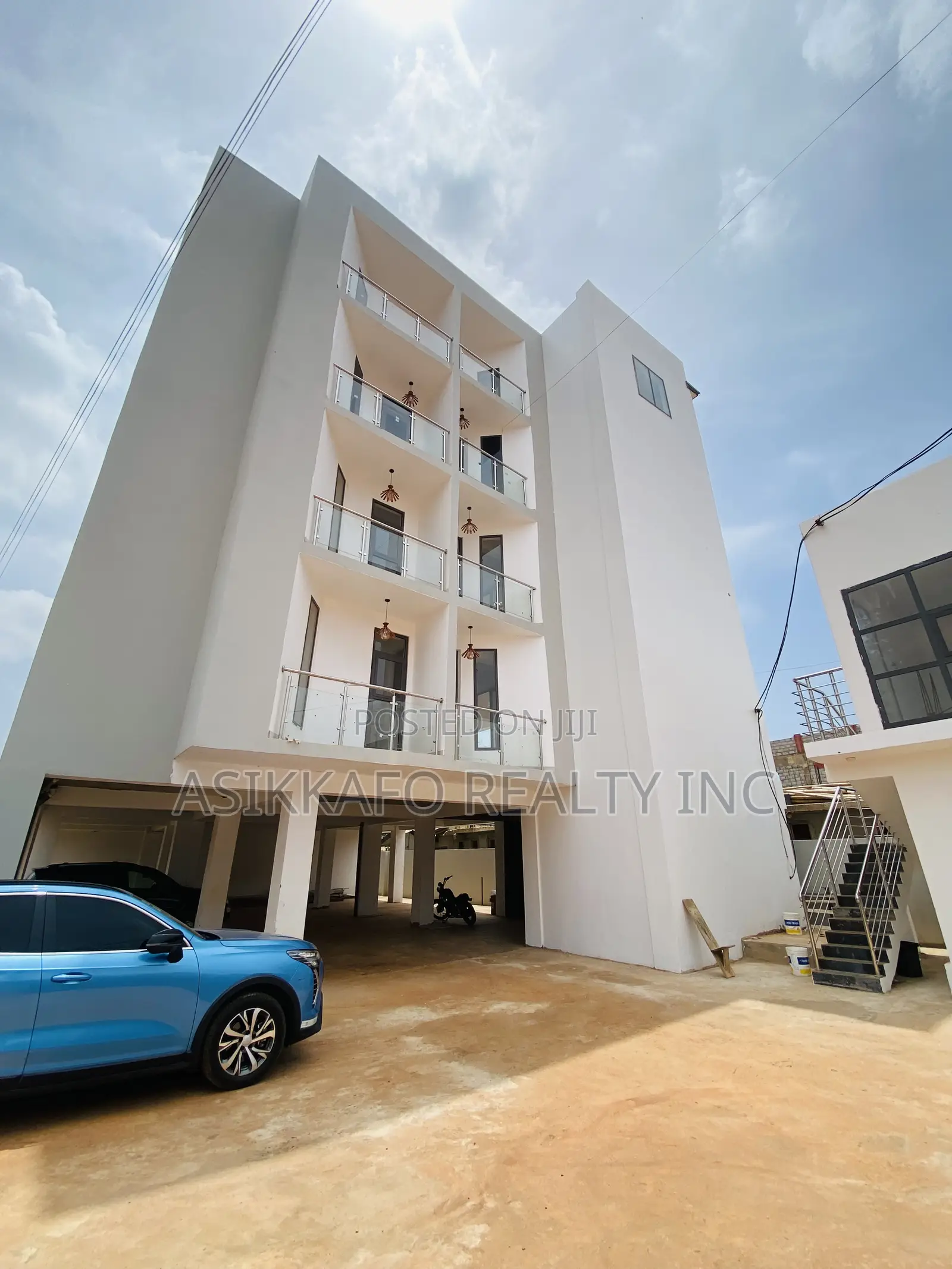 2bdrm Apartment in East Airport, Tseaddo for rent