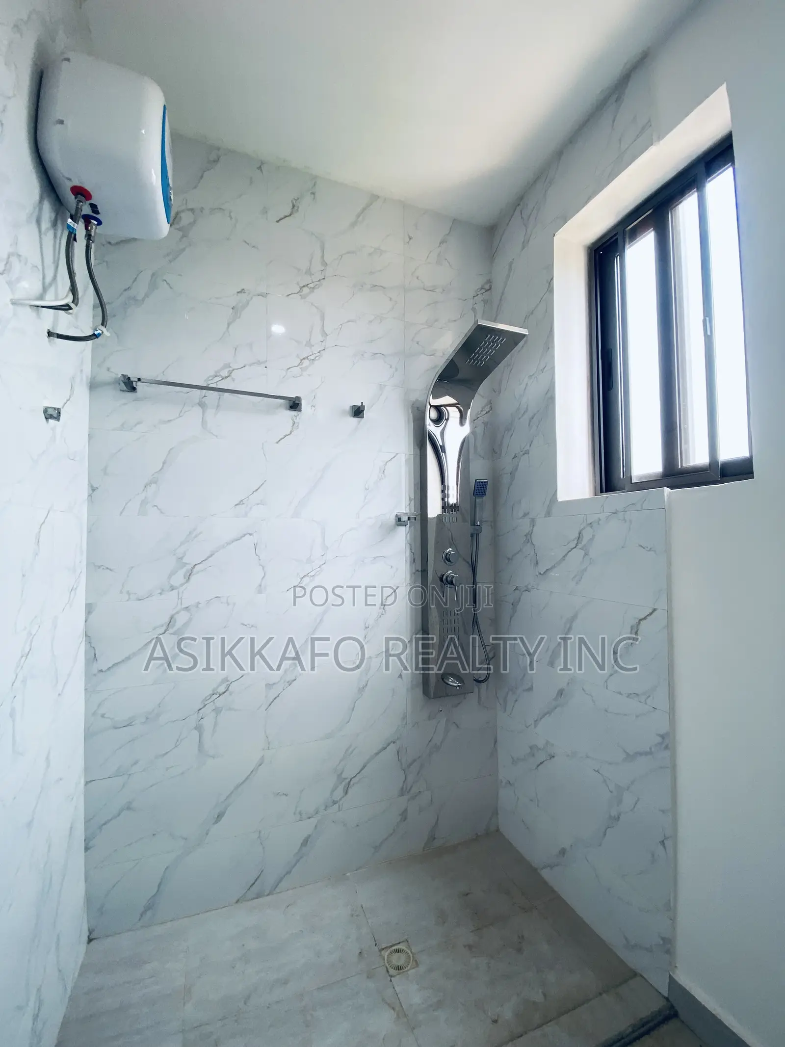2bdrm Apartment in East Airport, Tseaddo for rent