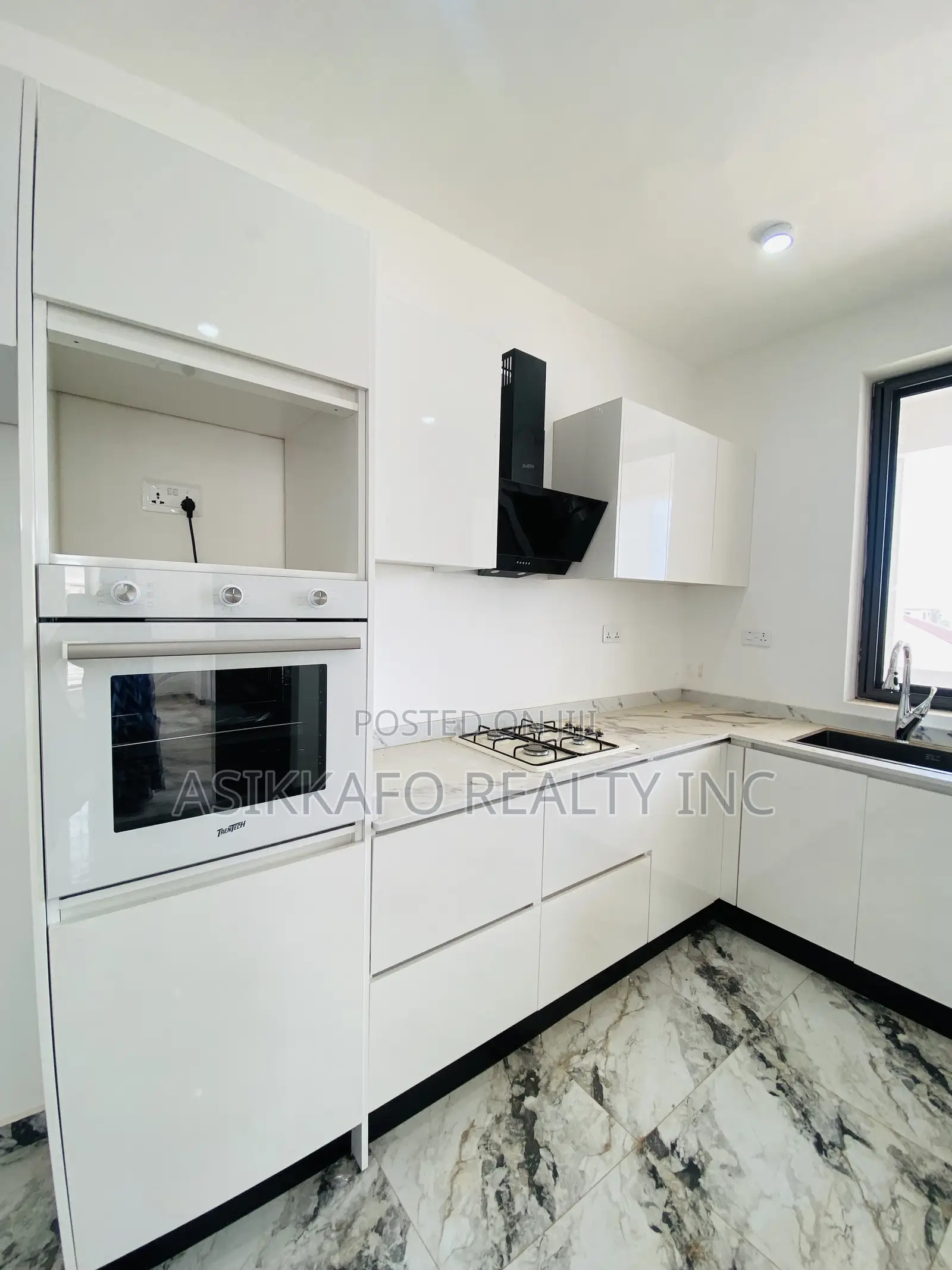 2bdrm Apartment in East Airport, Tseaddo for rent