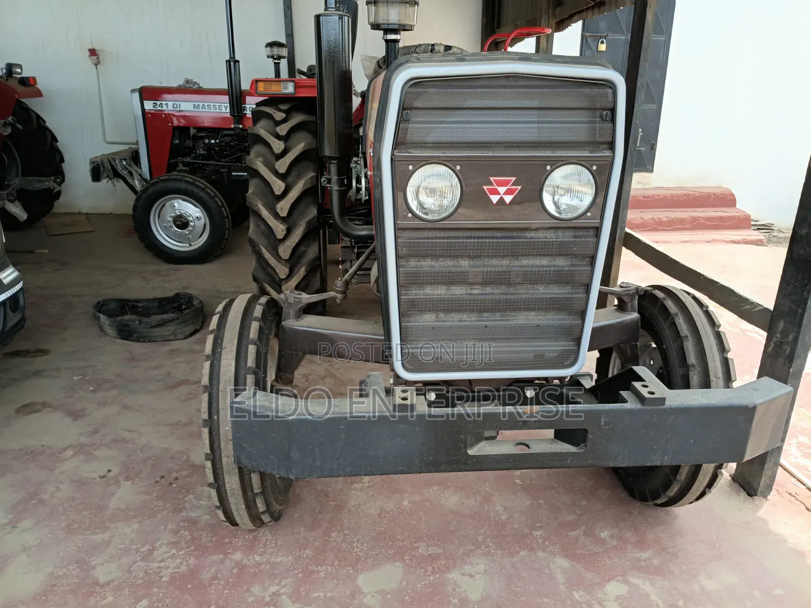 Masses Ferguson Tractor