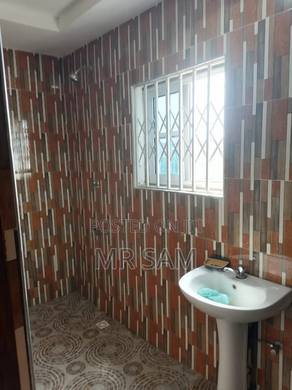 4bdrm House in Sam Properties, Amasaman for sale