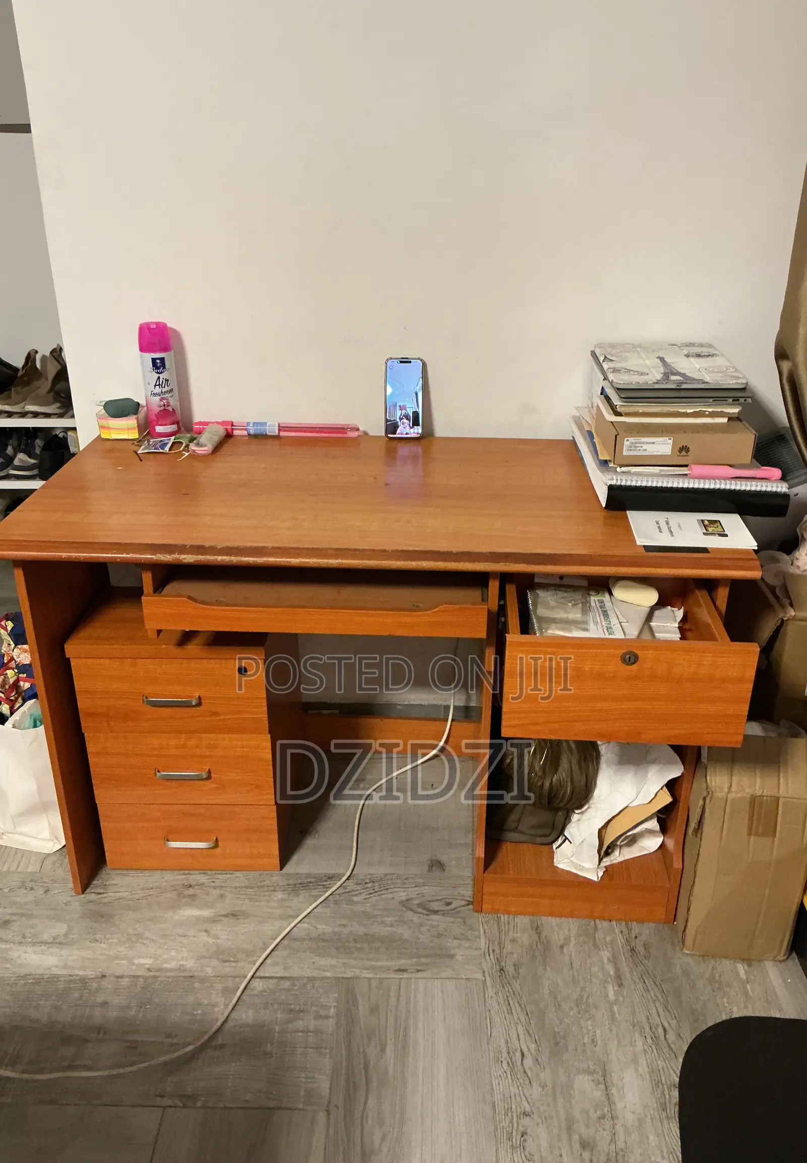 Ayla Office Desk