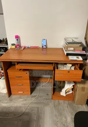 Ayla Office Desk