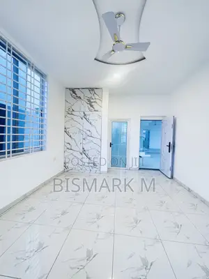 4bdrm House in Lakeside Estate, Ashaley Botwe for sale