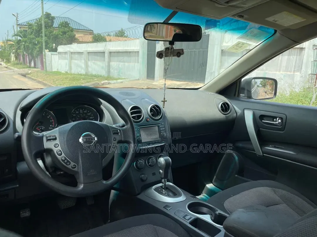 Nissan Rogue SV 2012 Silver