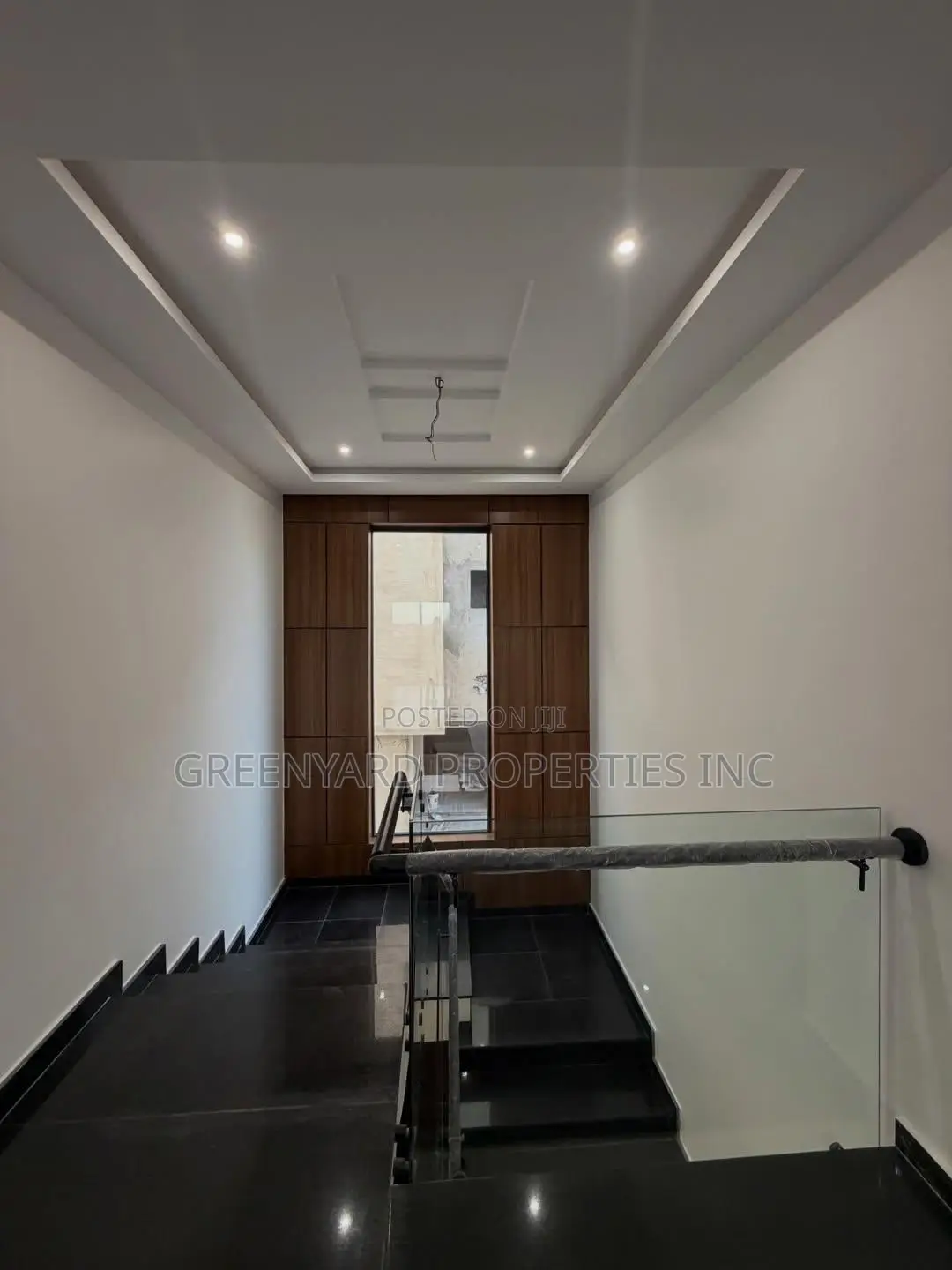 4bdrm Mansion in American House, East Legon for sale