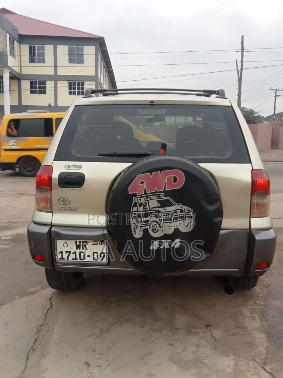 Toyota RAV4 2.0 4x4 2004 Gold