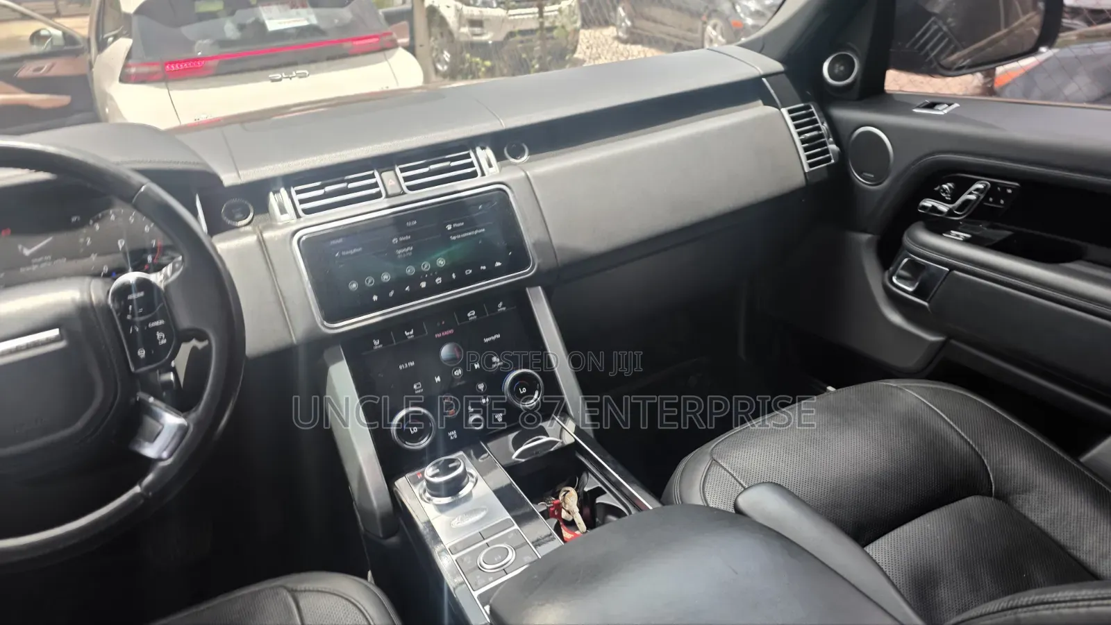 Land Rover Discovery HSE LUXURY 4x4 2018 Black