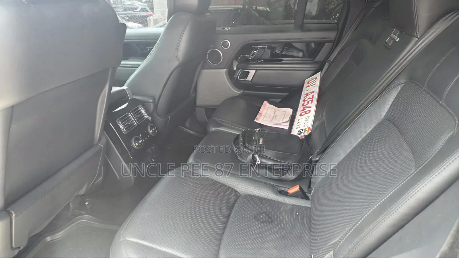 Land Rover Discovery HSE LUXURY 4x4 2018 Black