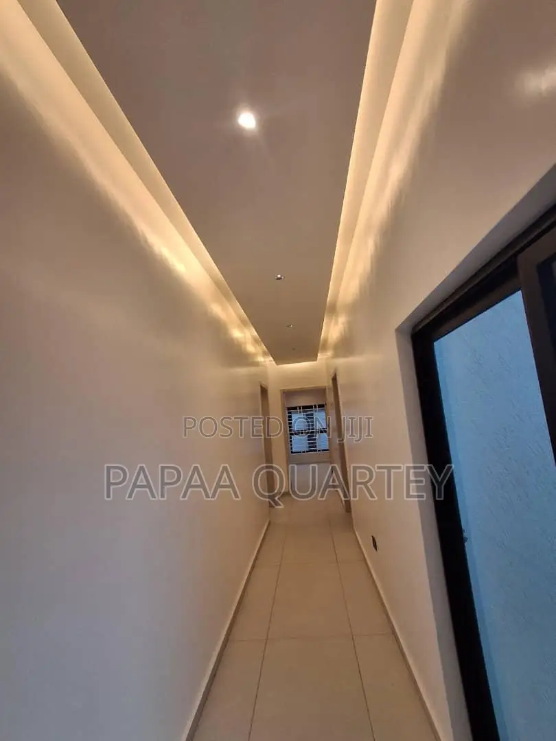 3bdrm House in East Legon for sale