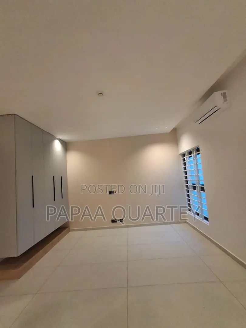 3bdrm House in East Legon for sale
