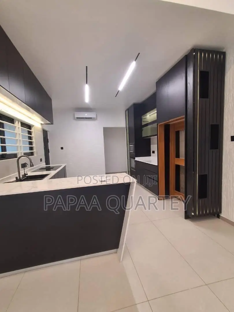 3bdrm House in East Legon for sale