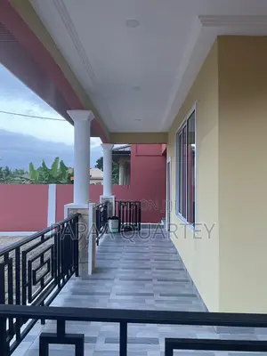 4bdrm House in Oyarifa for sale