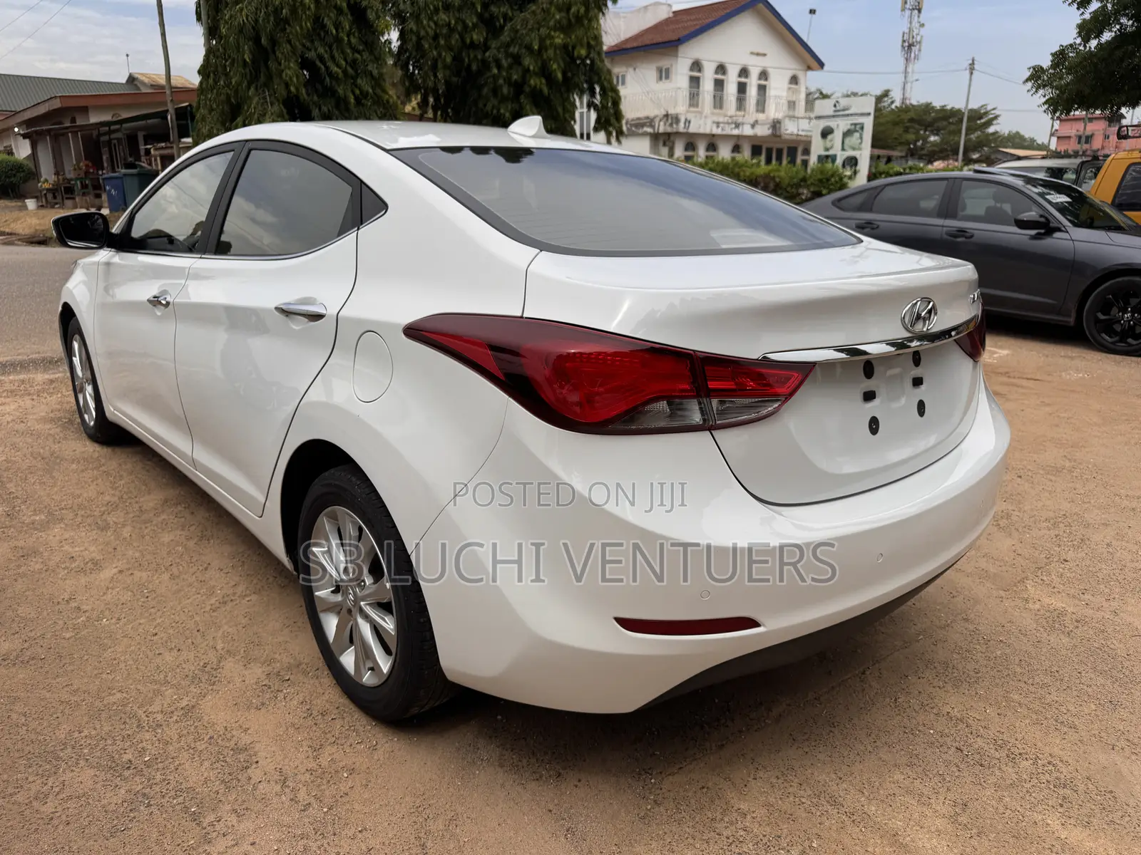 Hyundai Elantra 2016 White