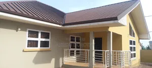 3bdrm House in Adenta for sale