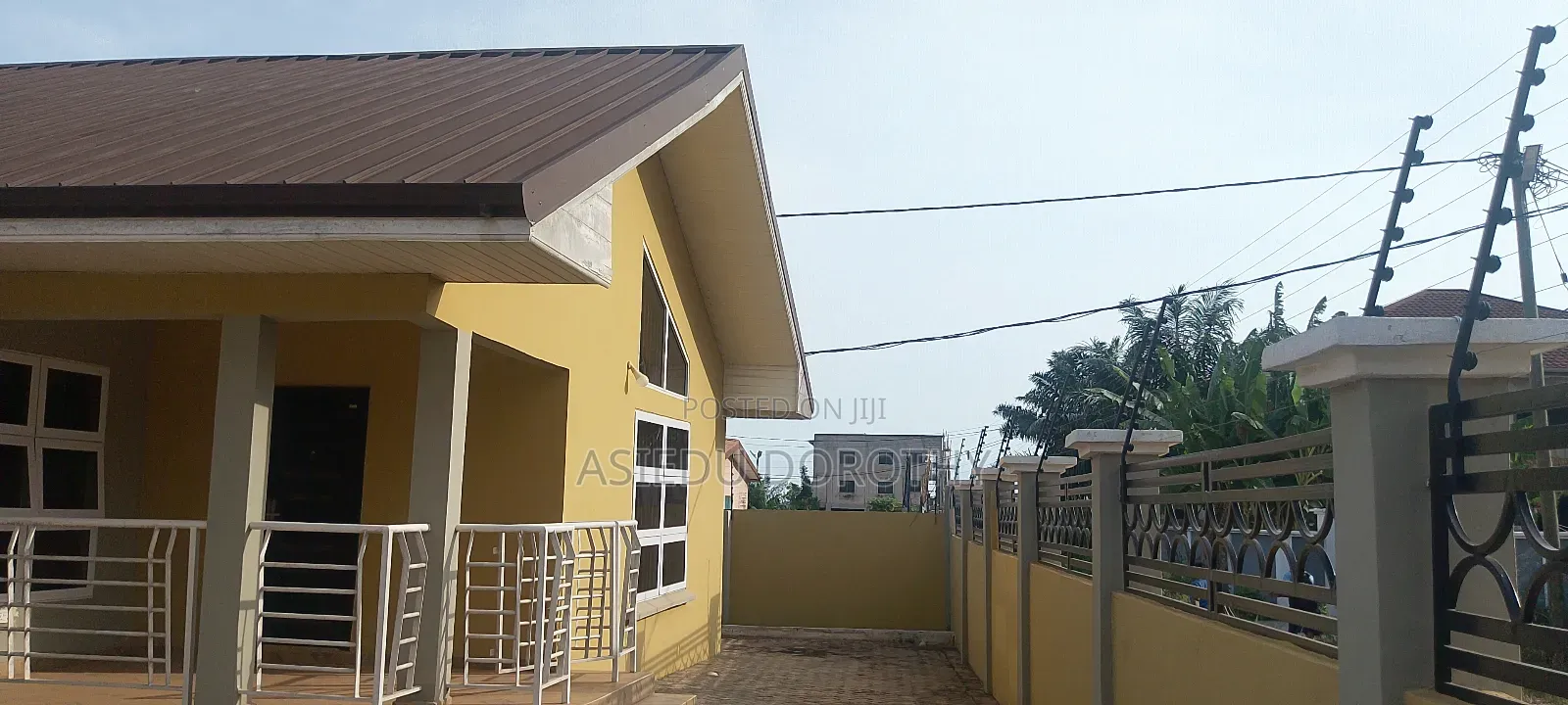 3bdrm House in Adenta for sale