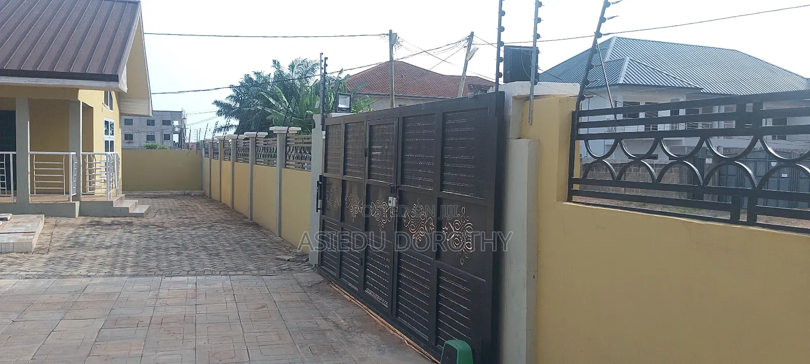 3bdrm House in Adenta for sale
