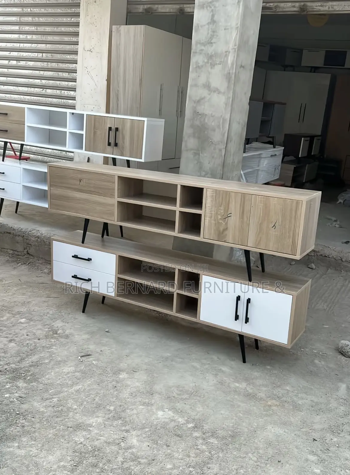 Modern 6 Feet Laminated Tv Stand