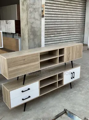 Modern 6 Feet Laminated Tv Stand