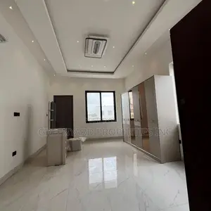 4bdrm House in A&C Mall, East Legon for sale
