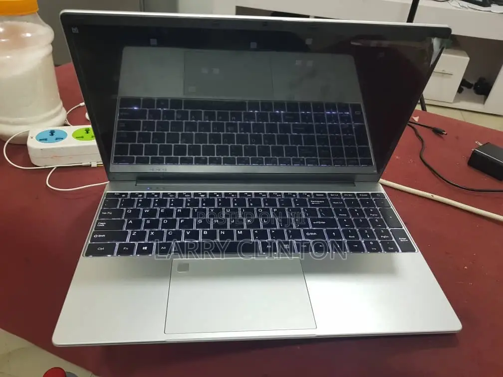 Laptop 64GB Intel SSD 256GB
