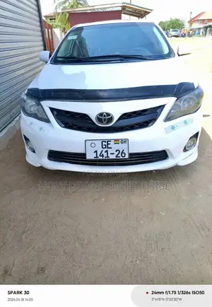 Toyota Corolla S 4dr Sedan (1.8L 4cyl 4A) 2013 White