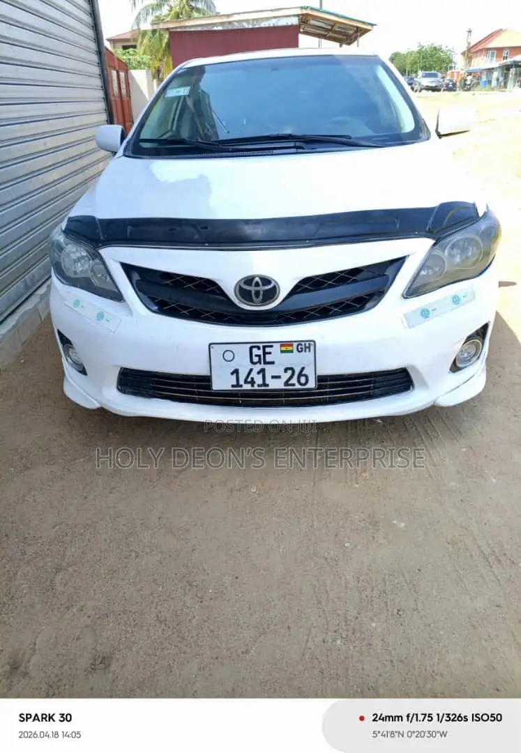 Toyota Corolla S 4dr Sedan (1.8L 4cyl 4A) 2013 White