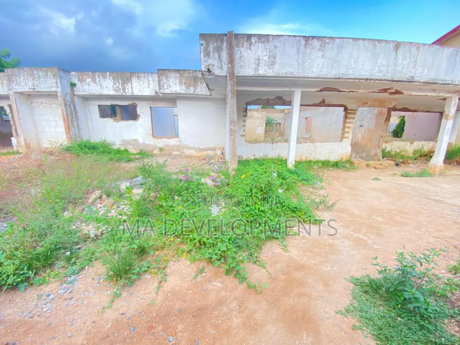 One Plot of Land With Uncompleted Structure for Sale at Tantra Hills
