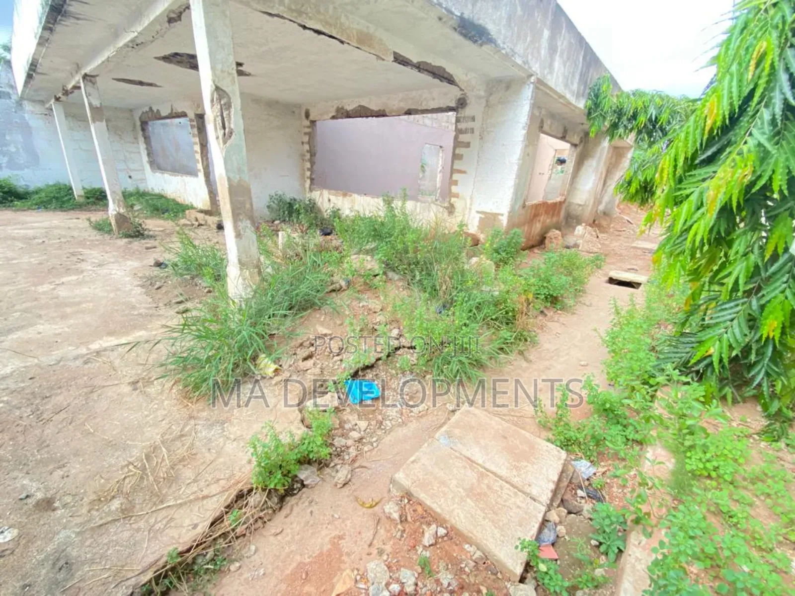 One Plot of Land With Uncompleted Structure for Sale at Tantra Hills