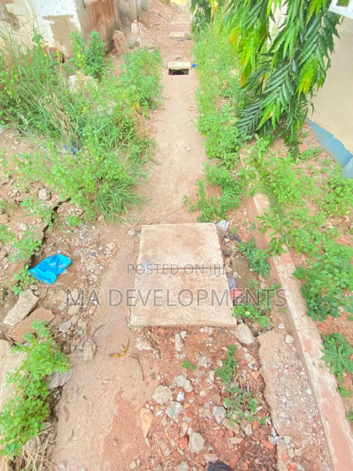 One Plot of Land With Uncompleted Structure for Sale at Tantra Hills