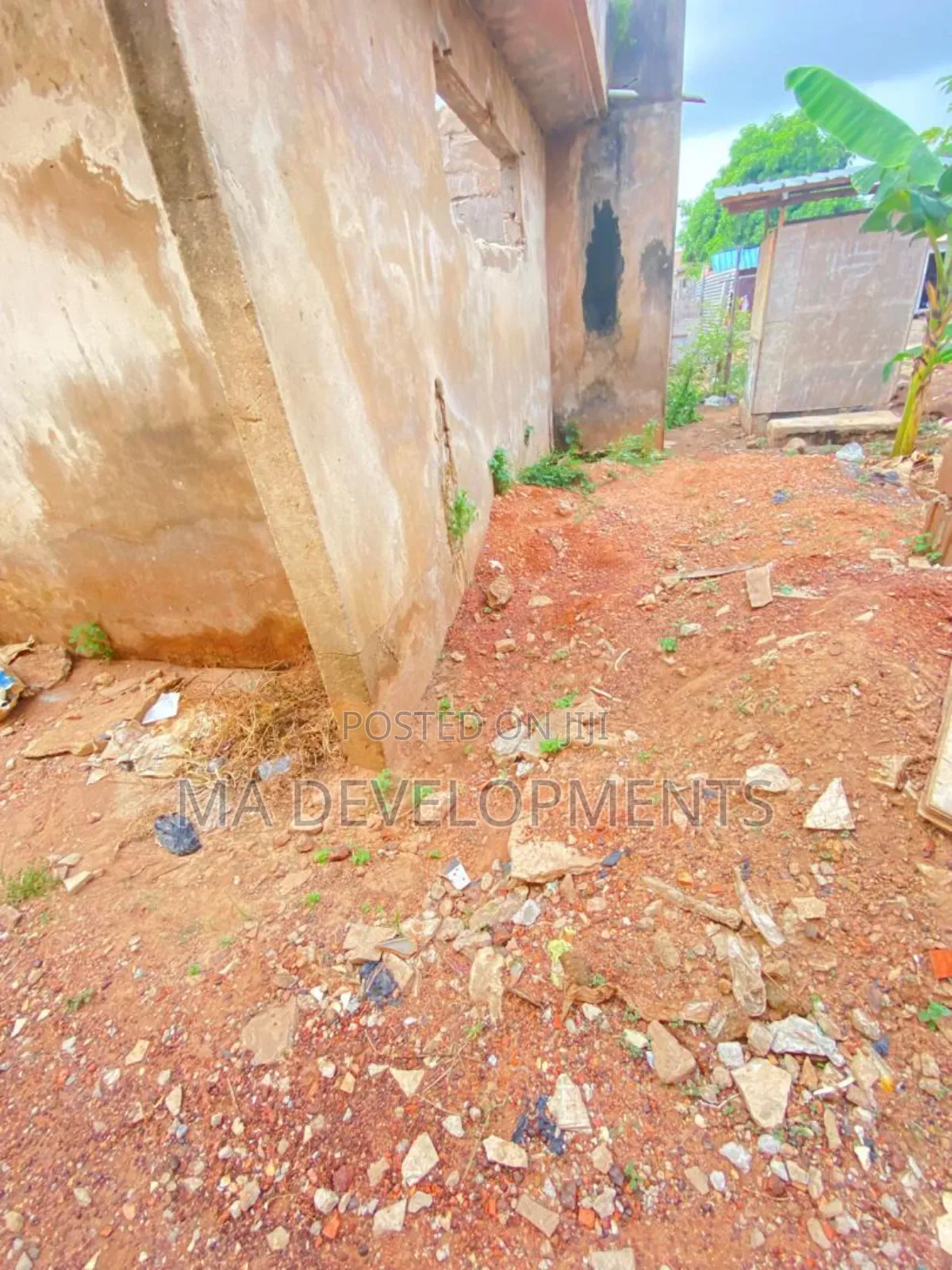 One Plot of Land With Uncompleted Structure for Sale at Tantra Hills