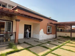 3bdrm House in Achimota, The Mall for rent
